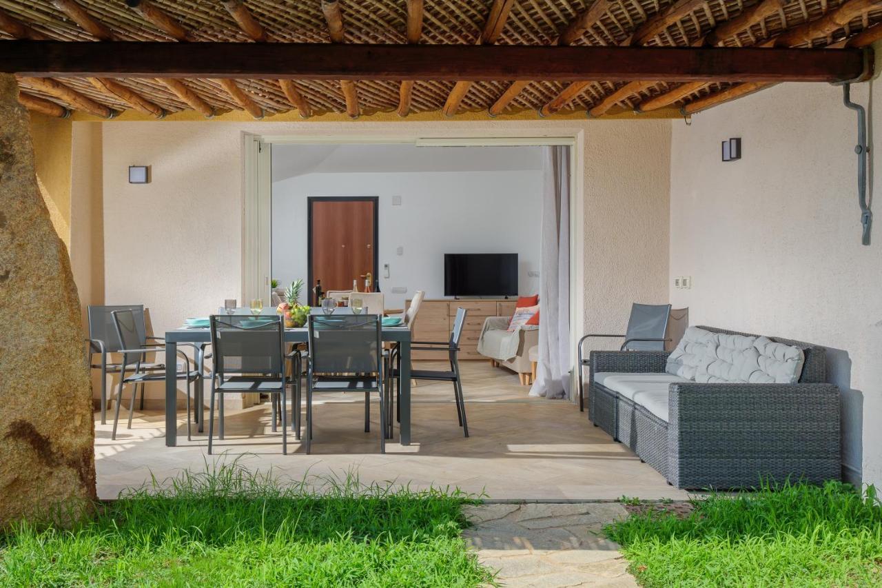 מרינלה Villetta D'Arancia - Sherdenia Luxury Apartments מראה חיצוני תמונה